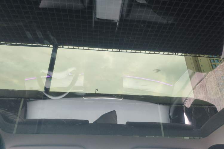 Used Tesla Model Y 2024 Rear-Wheel-Drive Version Headliner