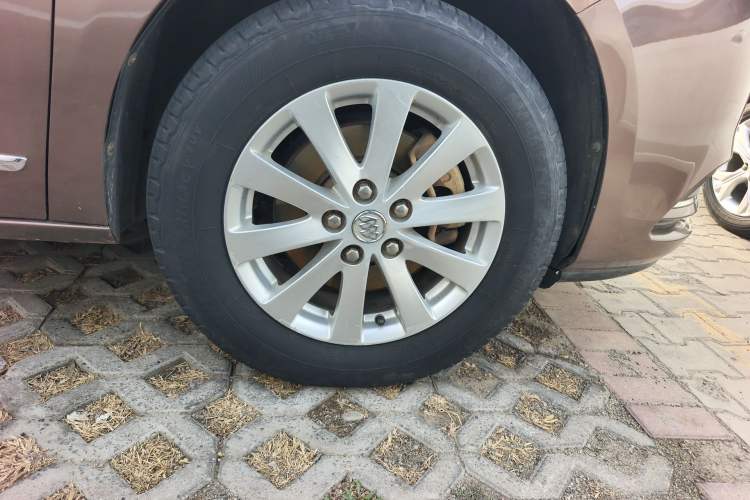 Used Buick GL8 2018 28T Luxury Model China VI Standard