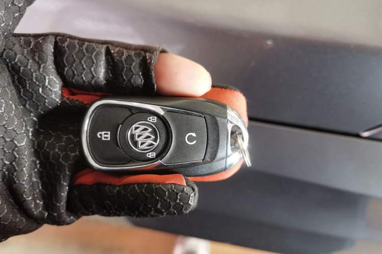 Used Buick Velite 6 2020 Plug-in Hybrid Connected Smart Model