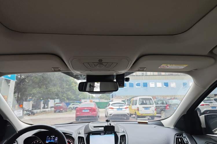 Used Ford Kuga 2015 2.0L GTDi Four-Wheel-Drive Sport Model