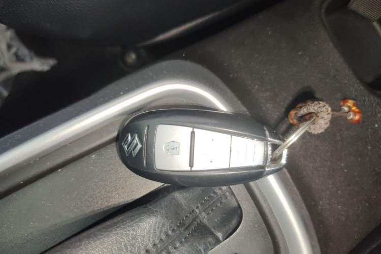 Used Suzuki S-Cross 2015 1.6L CVT Two-Wheel Drive Elite Version Vehicle Key