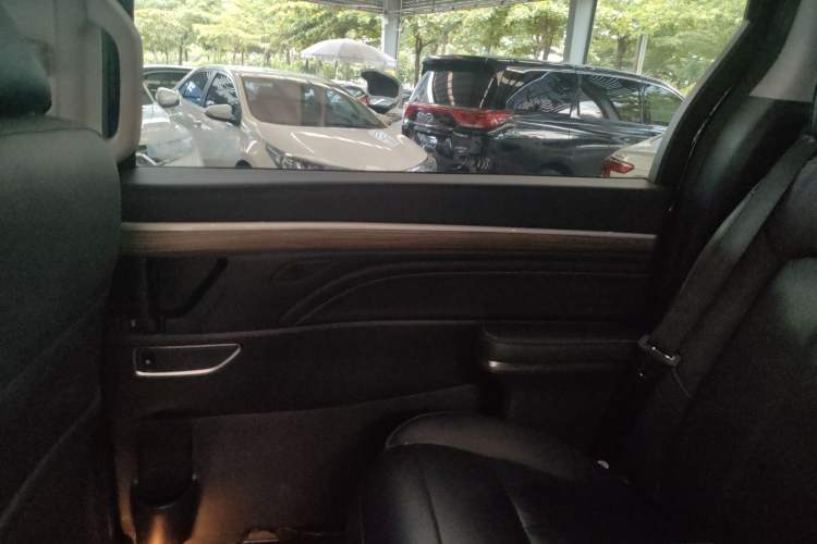 Used GAC Trumpchi M8 2023 Lingxiu Series 390T Prestige Edition