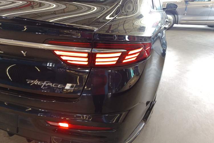 Used Geely Auto Preface 2025 Dongfang Yao 2.0TD Lanxing Edition
