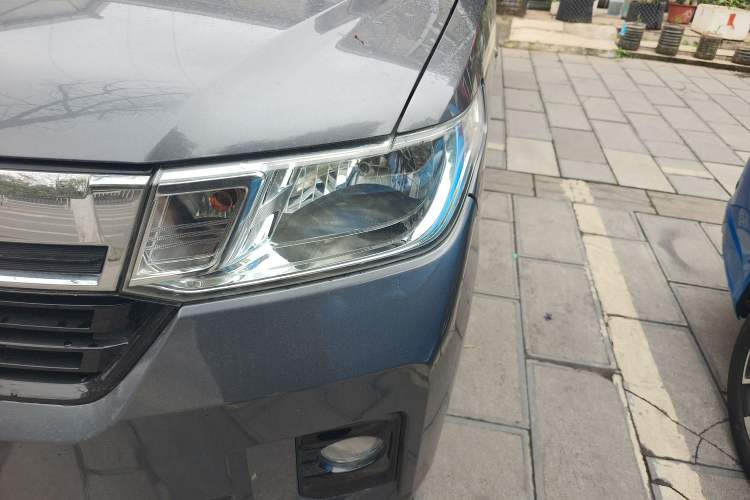 Used Wuling Zhengtu 2021 1.5L Adventure LAR Left Front Headlight