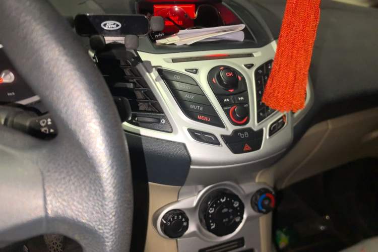 Used Ford Fiesta 2010 Hatchback 1.5L Manual - Limited Edition "Guangmang"
