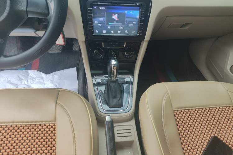 Used Volkswagen Bora 2014 1.6L Automatic Comfort Model