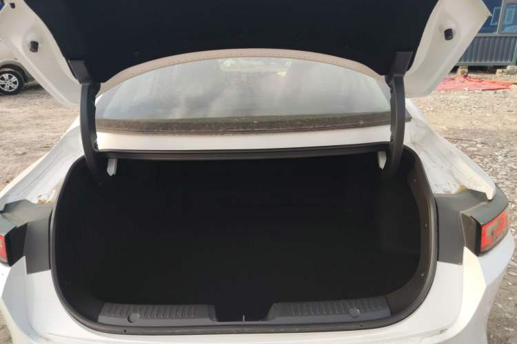 Used CHANGAN Eado PHEV 2025 Smart New Blue Whale 145KM High-Energy Edition
