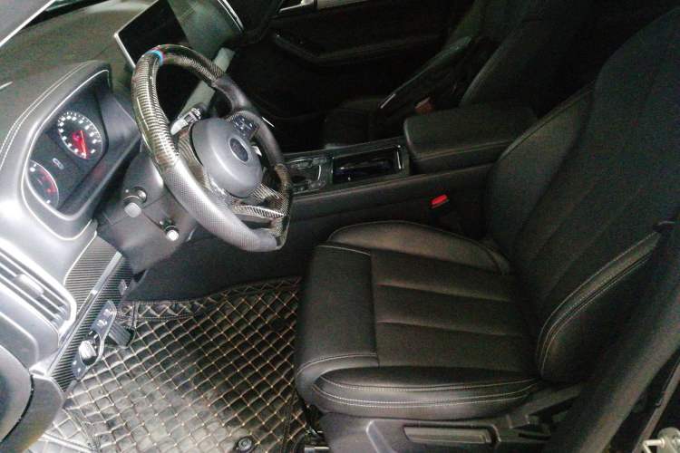 Used BYD Tang 2018 2.0T Automatic SmartConnect Luxury Edition 5 Seats China V Standard
