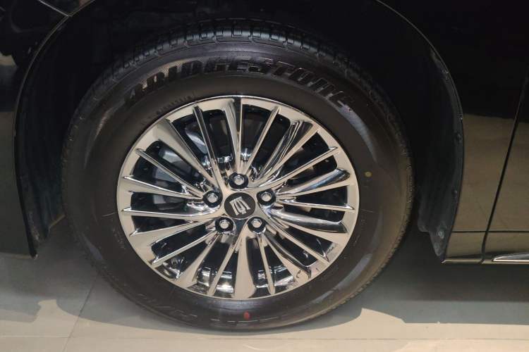 Used Toyota Vellfire 2021 Crown Dual-Engine 2.5L HV Supreme Edition
