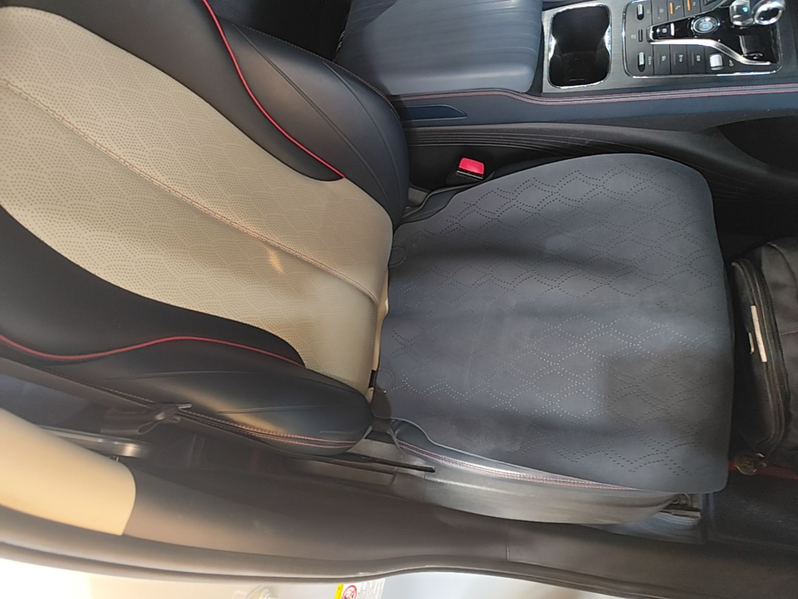 BYD Yuan PLUS 2022 510 km Flagship Version — снимка 19
