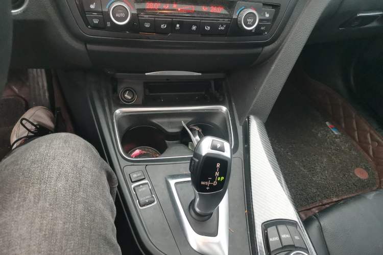 Used BMW 3 Series 2014 320i Sport Edition