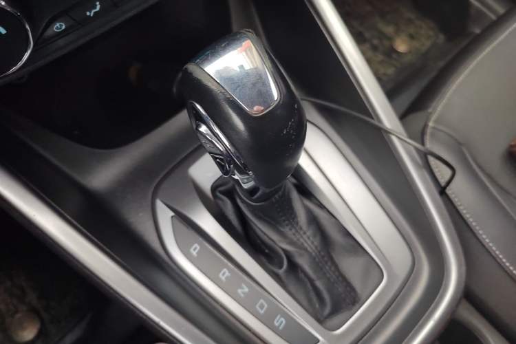 Used Ford Escort 2015 1.5L Automatic Fashion Model Gear Lever