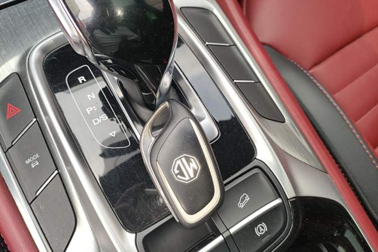 Used MG HS 2019 20T Automatic Two-Wheel Drive Trophy Super Sport Version China VI Standard

