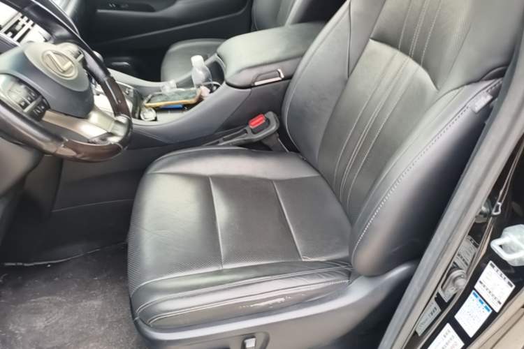 Used Lexus LM 2020 300h Four-Seat Grand Edition