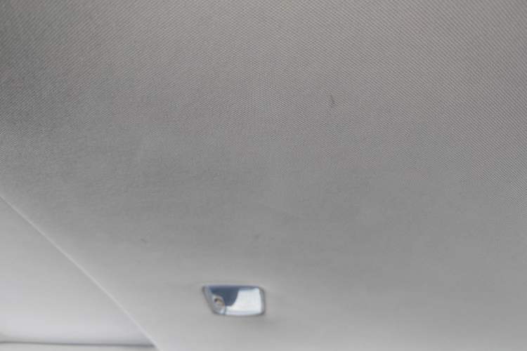 Used Haval H6 2015 Revised Version Sport Edition 1.5T Manual Transmission Two-Wheel Drive Elite Grade Headliner