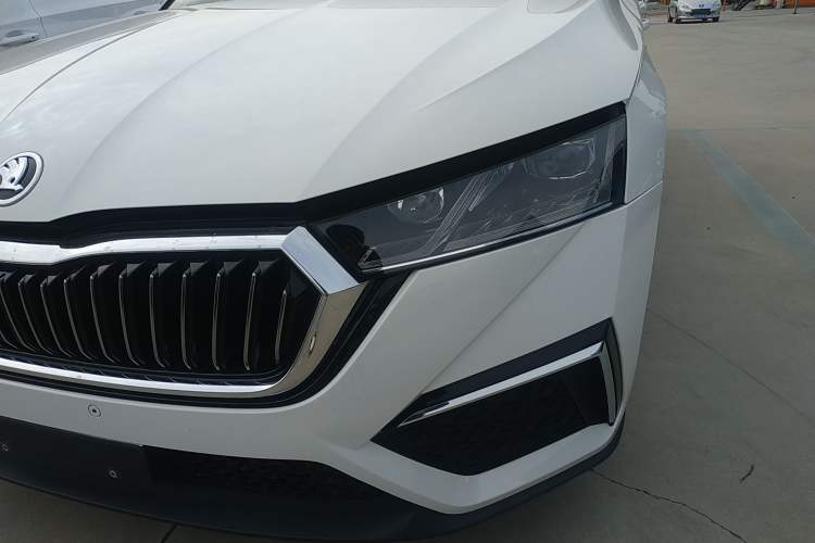 Used Skoda Octavia 2021 PRO TSI280 DSG Luxury Edition Left Front Headlight