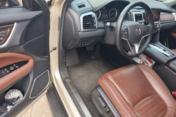 Used Honda UR-V 2017 370TURBO Four-Wheel Drive Prestige Edition China V Interior 3