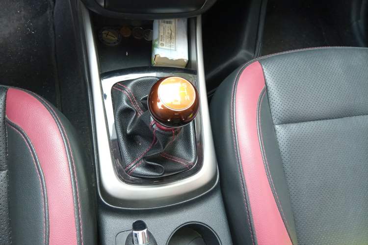 Used Changan Eado 2015 1.6L Manual Junku Model China V Standard
