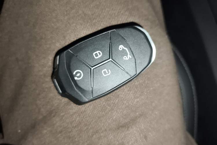 Used Lynk & Co 03 2021 2.0TD Automatic Trendy Champion Edition
