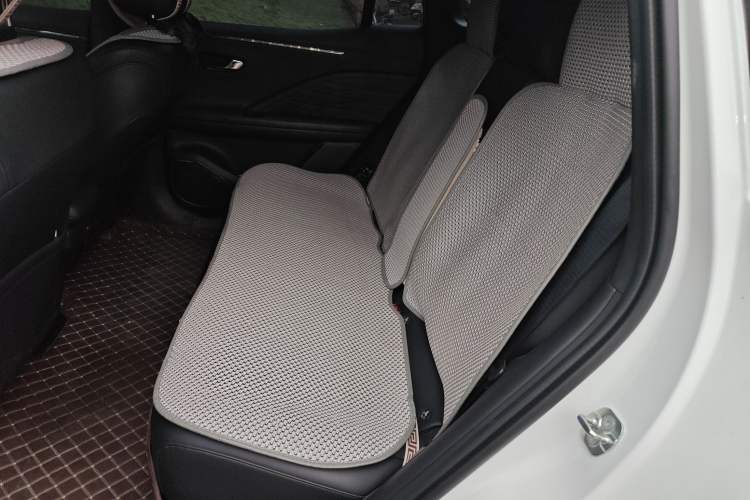 Used AION V 2024 Aion Tyrannosaurus 520 Smart Luxury Edition