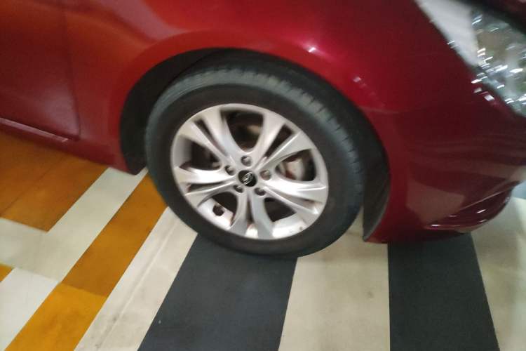 Used Hyundai Sonata 2011 2.0L Automatic Leading Edition
