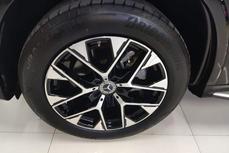 Used Mercedes-Benz GLC 2023 GLC 260 L 4MATIC Luxury 7-Seater