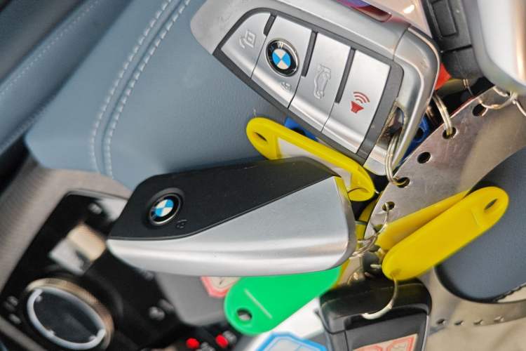 Used BMW X3 2025 xDrive25L Luxury Package Interior 1