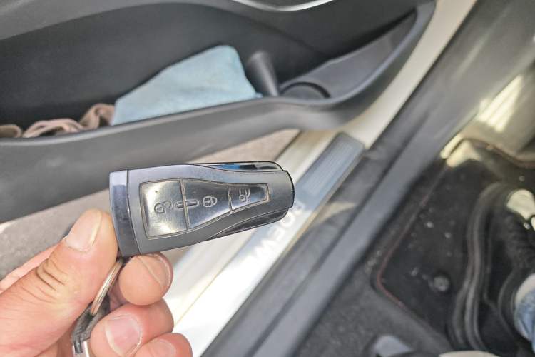 Used Roewe e550 2016 Deluxe Edition