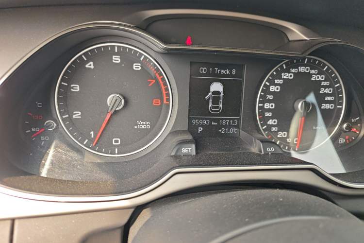 Used Audi A4L 2013 35 TFSI Automatic Standard Model
