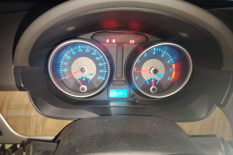 Used Buick Excelle 2013 1.5L Automatic Classic Model
