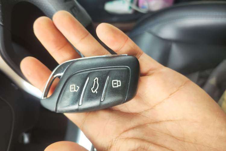 Used Roewe RX5 2022 330TGI Automatic National Style Edition Vehicle Key