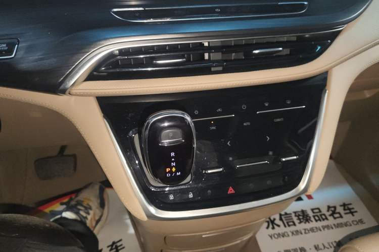 Used Buick GL8 2021 ES Landtrek 653T Luxury Model Gear Lever