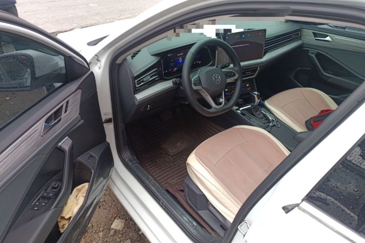 Used Volkswagen Sagitar 2023 200TSI DSG Excellence Edition Driver Seat