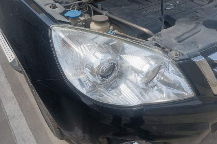 Used Haval H6 2012 1.5T Manual Two-Wheel Drive Elite Model Right Front Headlight