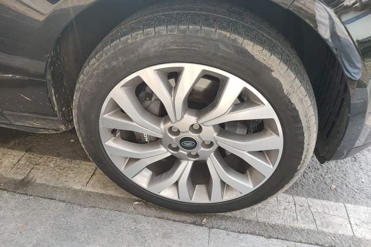 Used Land Rover Range Rover 2021 3.0 L6 Century Extended Classic Edition