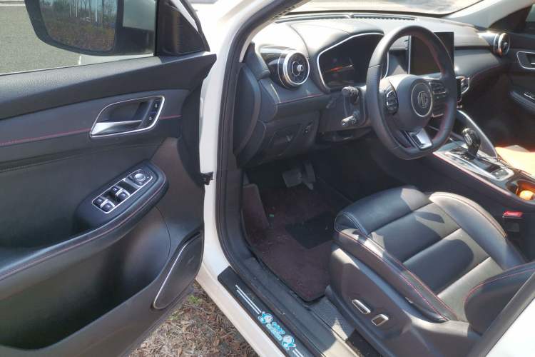 Used MG Pilot 2021 300TGI Automatic Two-Wheel Drive Fuel-Efficient Luxury Edition