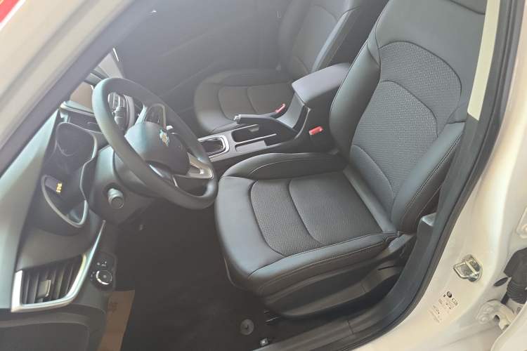 Used Chevrolet Cavalier 2016 1.5L Automatic Xinyue Edition Left Front Seat