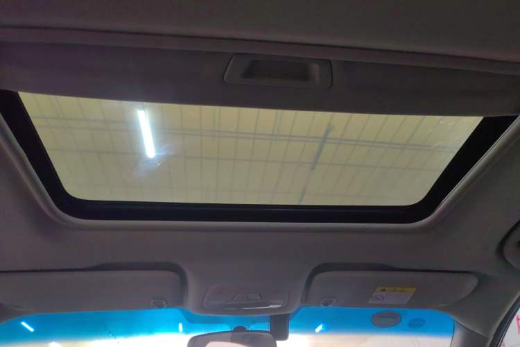 Used Chevrolet Cavalier 2019 320 Automatic Xinyue Edition Headliner