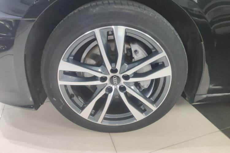 Used Audi A6L 2022 40 TFSI Luxury Dynamic Model
