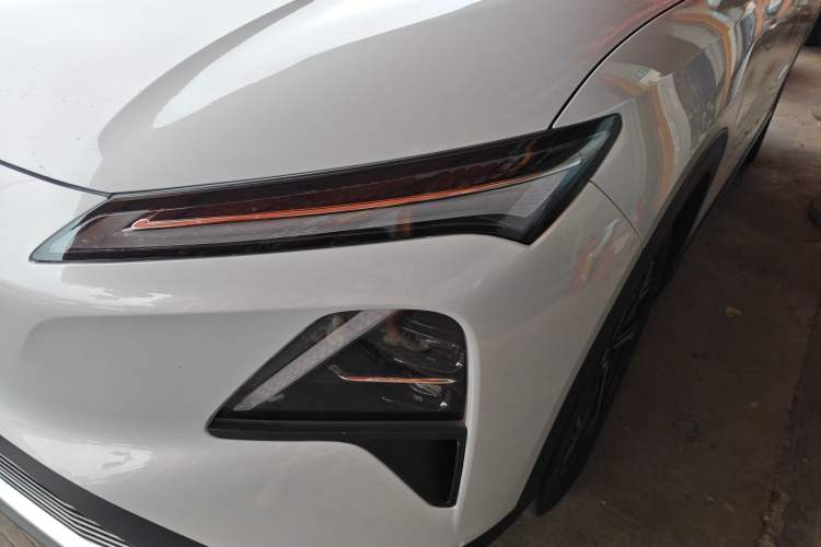 Used Wuling Xingguang S 2024 130km Flagship Version Left Front Headlight