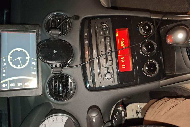 Used Peugeot 408 2013 2.0L Automatic Comfort Edition
