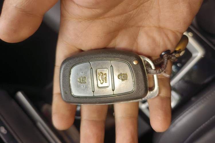 Used Hyundai Mistra 2014 1.8L Automatic Smart GLS
