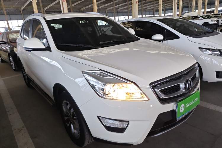 Used BAIC Senova X65 2015 2.0T Automatic Elite Model