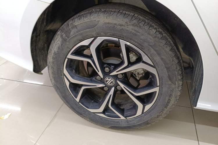 Used MG 5 2021 Revised Version 180 DVVT CVT Youth Luxury Edition
