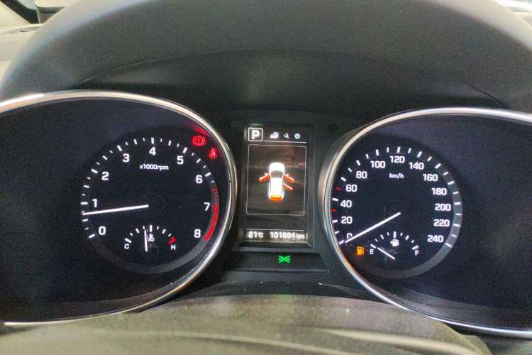 Used Hyundai Santa Fe 2017 2.0T Automatic Two-Wheel Drive Smart Version 7 Seats