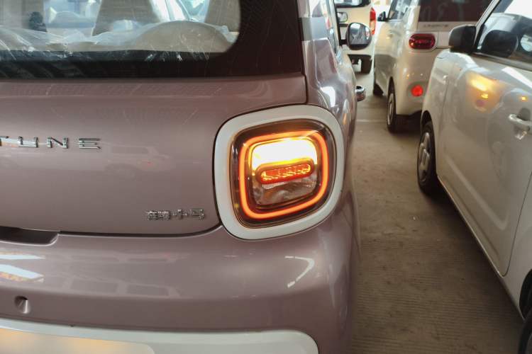 Used Bestune Pony 2026 Model 222km Cute Horse Plus Exterior 6