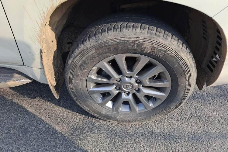 Used Toyota Prado 2018 3.5L Automatic TX-L with Rear-Mounted Spare Tire