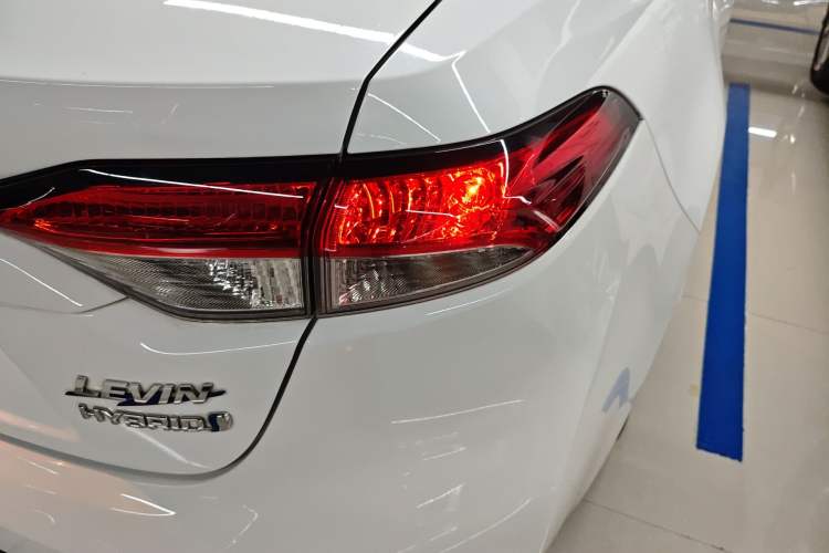Used Toyota Levin 2023 Smart Electric Hybrid Dual-Engine 1.8L Leading Edition Right Rear Taillight