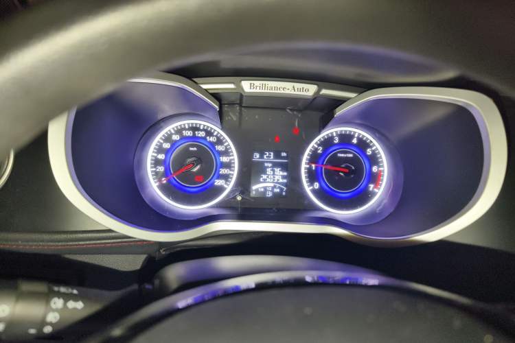 Used Brilliance V3 2016 1.5L Manual Comfort Model
