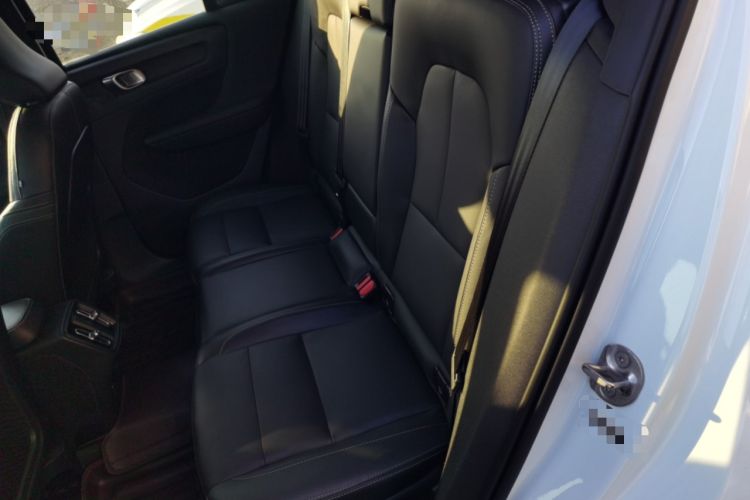 Used Volvo XC40 2023 B4 4x4 Smart Luxury Edition
